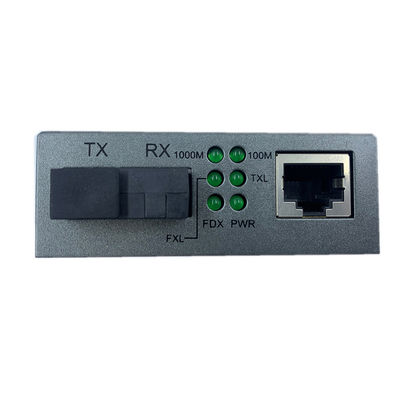 सिम्प्लेक्स फाइबर ऑप्टिक केबल से Rj45 कन्वर्टर 1310nm TX 1550nm RX